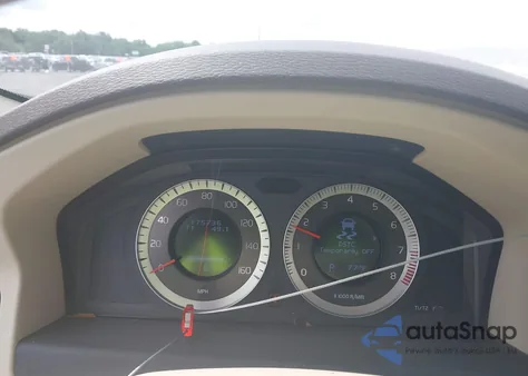 2011 Volvo S80 3.2 from USA, damaged, VIN YV1940AS8B1140249